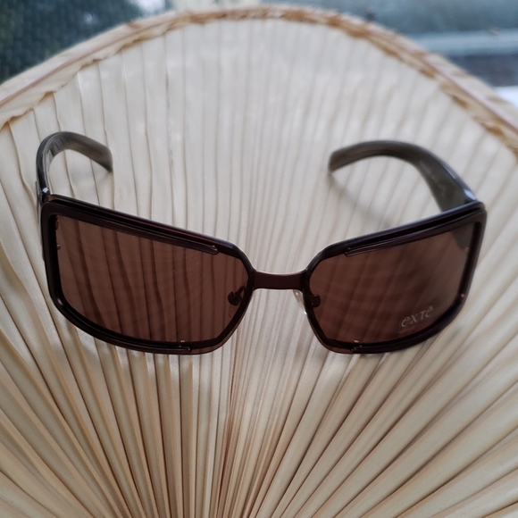 🕶 Exte sunglasses with case - Picture 2 of 10